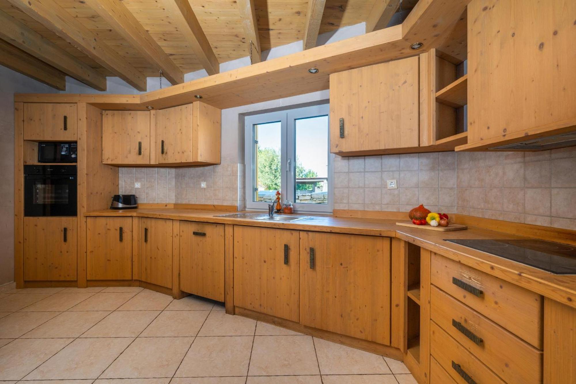 6-Bedroom Villa Chiara With Sea View بريمونتيرا المظهر الخارجي الصورة